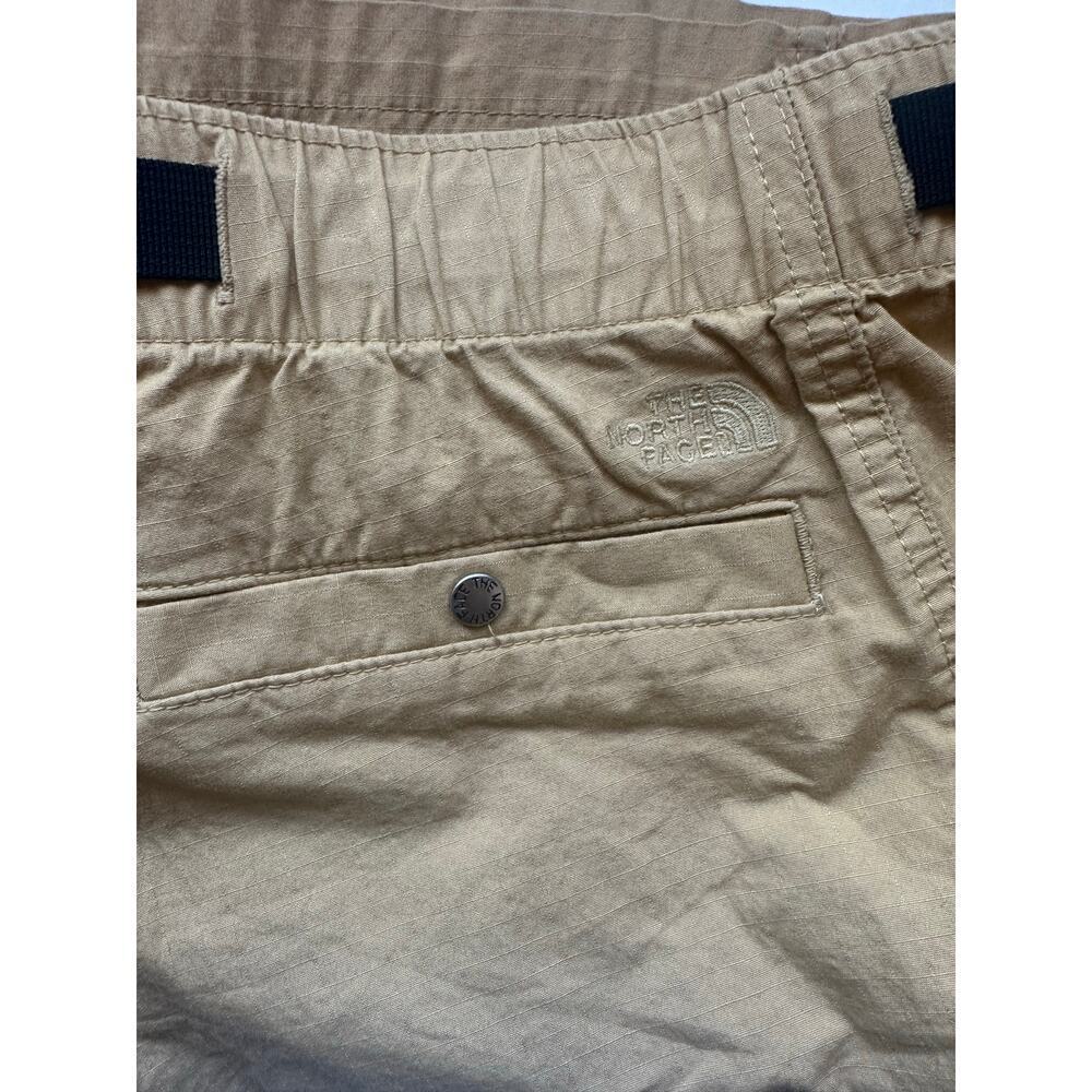 **SUMMER SALE** North Face Men's Ripstop Cargo Shorts- Size M - Picture 7 of 8